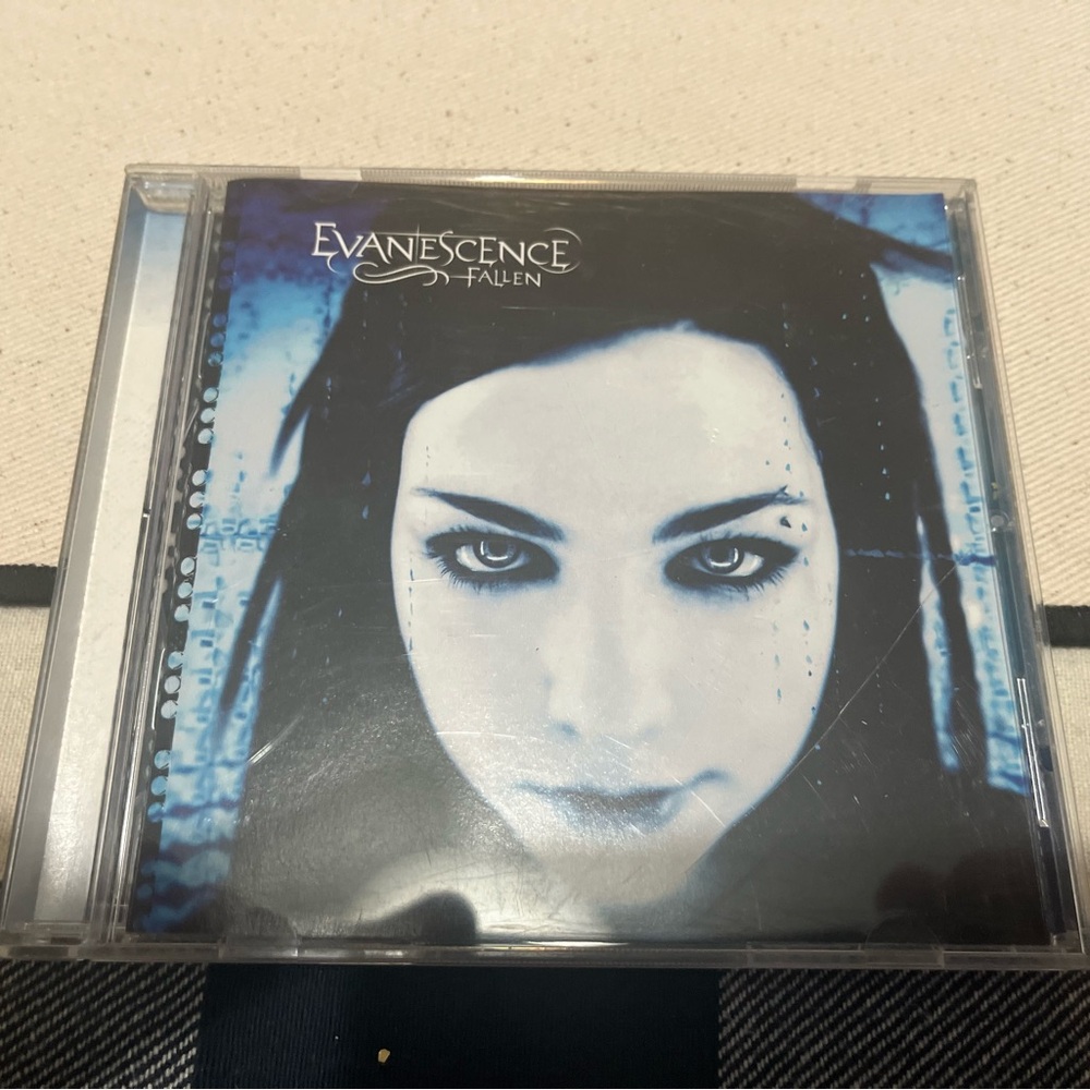 Evanescence 'Fallen' CD Album